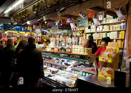 Santa Caterina market in Barcelona, avenue Francesc Cambo Stock Photo