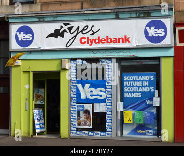 The YES Clydebank shop at the bottom of Kilbowie Road in Clydebank. Stock Photo