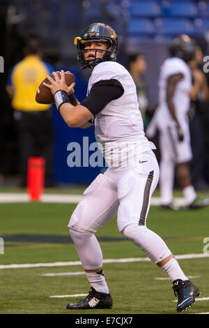 Lucas Oil Stadium, Indiana, USA. 13th Sep, 2014. Purdue QB DANNY ETLING (5) prior to the Shamrock Series game between the Purdue Boilermakers and the Notre Dame Fighting Irish at Lucas Oil Stadium in Indianapolis, Indiana © Frank Jansky/ZUMA Wire/Alamy Live News Stock Photo