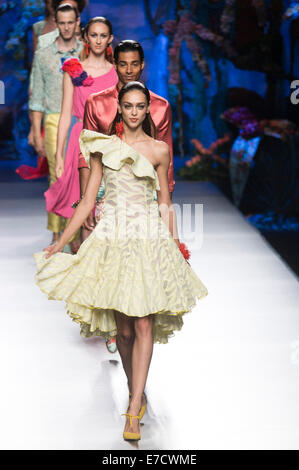 Models pose at the Francis Montesinos Fashion Show during the Fashion Week Madrid, Summer/Spring 2015 in Madrid on 12 September 2015. Stock Photo