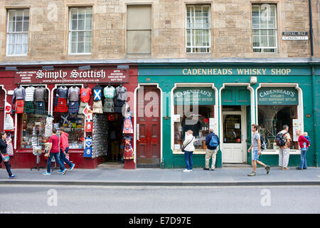 Shops on the Royal Mile, Edinburgh, Scotland Stock Photo