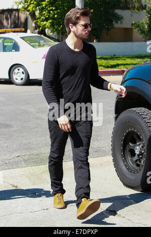 Scott Disick and Khloe Kardashian with Mason, shooting scenes for 'Keeping Up With The Kardashians' head for lunch with Bruce Jenner in Studio City  Featuring: Scott Disick Where: Los Angeles, California, United States When: 10 Mar 2014 Stock Photo