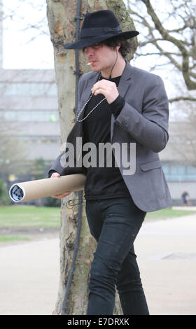 Pete Doherty walking past the ITV Studios today  Featuring: Pete Doherty Where: London, United Kingdom When: 11 Mar 2014 Stock Photo