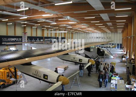 (140916) -- GENEVA, Sept. 16, 2014 (Xinhua) -- Photo taken on Sept. 9, 2014, show the Solar Impulse 2 at its home base in Payerne, Switzerland. A new upgraded Swiss-made solar aircraft is poised to take the first round-the-world solar flight, without any fuel, in 2015. The global flight is scheduled to start in March 2015 form the Gulf area. The single-seat aircraft will fly, in order, over the Arabian Sea, India, Burma, China, the Pacific Ocean, the United States, the Atlantic Ocean and Southern Europe or North Africa before closing the loop by returning to the departure point. (Xinhua/Zhang Stock Photo