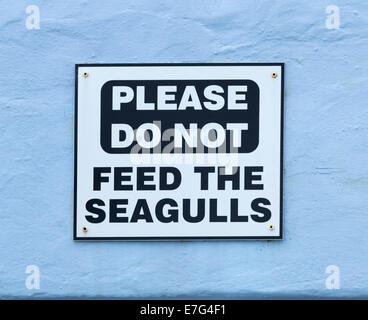 Please do not feed the seagulls sign Stock Photo