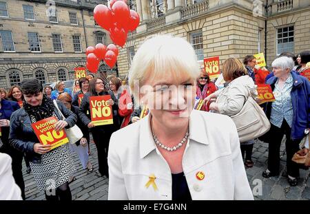 Edinburgh, United KIngdom. 16th Sep, 2014. Johann Lamont the Labour party leader in Scotland walk towards ''No'' vote supporters as she holds a rally for the ''Women Voting No'' campaign during the Scottish referendum campaigning. Voting takes place on September 18th when Scotland will decide the future of Great Britain. Credit:  Gail Orenstein/ZUMA Wire/Alamy Live News Stock Photo