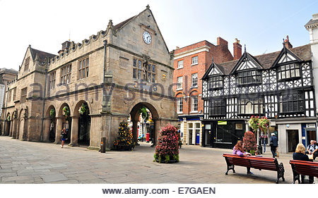 Shrewsbury, the Old Market Hall in the Market Square, Shropshire Stock ...