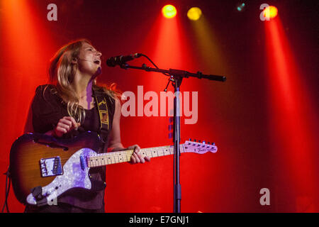 US Singer/Songwriter Lissie performs live at The Junction, Cambridge  Featuring: Lissie Where: Cambridge, United Kingdom When: 14 Mar 2014 Stock Photo