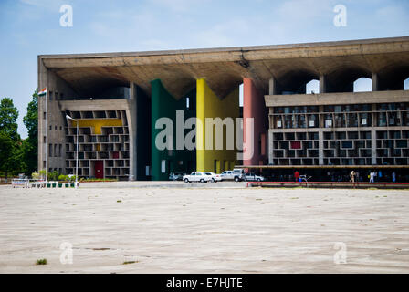 Le Corbusier, High Court, Capitol Complex, Chandigarh, Punjab, India ...