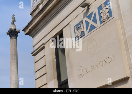 Trafalgar Square, London, UK. 18th September 2014. Drummonds Bank in Trafalgar Square founded in 1717 and now owned by the Royal Bank of Scotland, and was the first Scottish bank south of the border. Credit:  Matthew Chattle/Alamy Live News Stock Photo