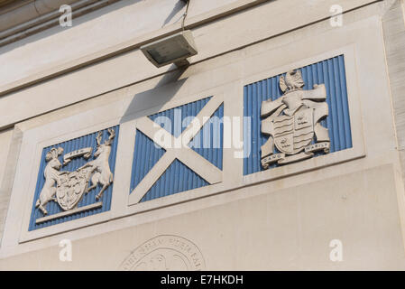 Trafalgar Square, London, UK. 18th September 2014. Drummonds Bank in Trafalgar Square founded in 1717 and now owned by the Royal Bank of Scotland, and was the first Scottish bank south of the border. Credit:  Matthew Chattle/Alamy Live News Stock Photo