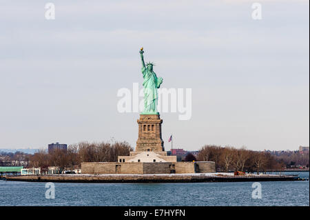 US, New York City. Statue of Liberty seen from the Staten Island Ferry. Stock Photo