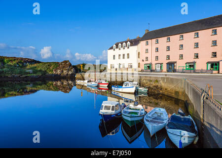 The small picturesque harbour in Bunbeg, Gweedore, County Donegal, Republic of Ireland Stock Photo