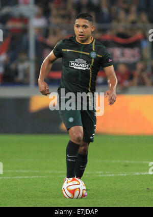 Salzburg, Austria. 18th Sep, 2014. Celtic Glasgow's Emilio Izaguirre controls the ball during the Europa League soccer match between Red Bull Salzburg vs FC Celtic Glasgow in Salzburg, Austria, 18 September 2014. Credit:  dpa picture alliance/Alamy Live News Stock Photo