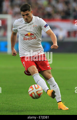 Salzburg, Austria. 18th Sep, 2014. Salzburg's Marcel Sabitzer controls the ball during the Europa League soccer match between Red Bull Salzburg vs FC Celtic Glasgow in Salzburg, Austria, 18 September 2014. Credit:  dpa picture alliance/Alamy Live News Stock Photo