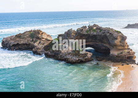 London bridge mornington peninsula rock formation on the coast Australia Stock Photo