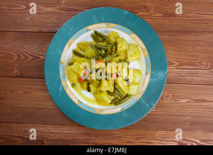 zucchine in umido con uova - Italian cuisine steamed zucchini with spices Stock Photo