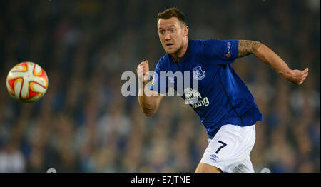 Liverpool, UK. 18th Sep, 2014. Everton's Aiden McGeady in action during the UEFA Europa League group H soccer match between Everton FC and VfL Wolfsburg at the Goodison Park, Liverpool, Britain, 18 September 2014. © dpa picture alliance/Alamy Live News Stock Photo