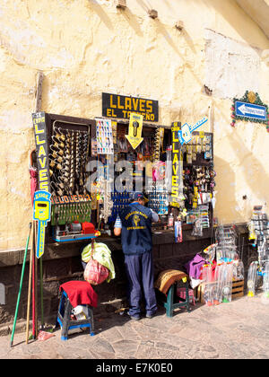 Locksmith shop in calle Thupaq Amaru - Cusco, Peru Stock Photo