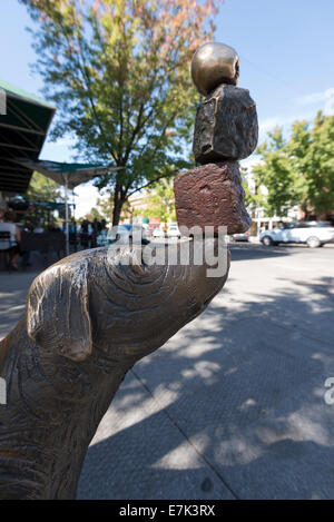 'Thoughts Discovered,' a sculpture by Brad Rude, in downtown Walla Walla, Washington. Stock Photo