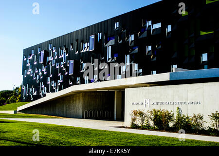 Perimeter Institute for Theoretical Physics Architect firm Saucier + Perrotte. Waterloo Ontario Canada Stock Photo