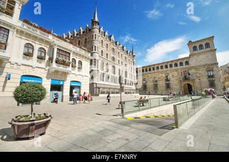 LEON, SPAIN - AUGUST 22: Tourist visiting Botines Palace and Guzmanes Palace in Leon, Spain on August 22, 2014. Stock Photo