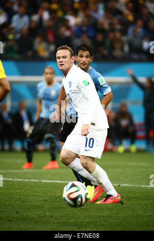Wayne Rooney. Uruguay v England, group match. FIFA World Cup 2014. Arena de Sao Paulo, Sao Paulo. 19 Jun 2014 Stock Photo