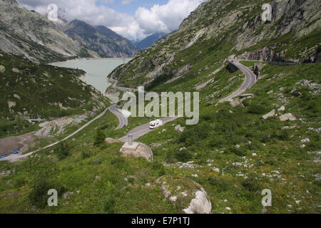 Switzerland, Europe, Bernese Oberland, Grimsel Pass, Grimsel, reservoir, lake, dam, dam wall, Räterichsbodensee, mountain pass Stock Photo