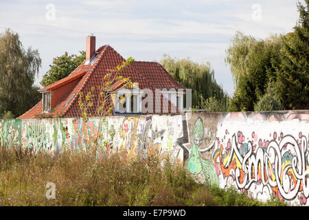 Industrial wasteland since 1999, Hannoversche Gummiwerke Excelsior, Continental AG, Limmer, Hanover, Lower Saxony, Germany, Euro Stock Photo