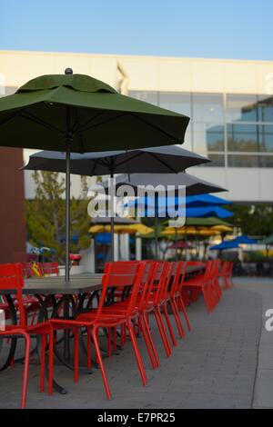 The Googleplex campus at the worldwide headquarters in Silicon Valley, Mountain View CA Stock Photo