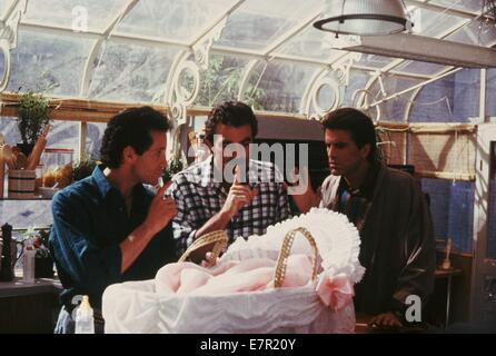 Three Men and a Baby  Year: 1987 USA Director: Leonard Nimoy Tom Selleck, Ted Danson, Steve Guttenberg Stock Photo
