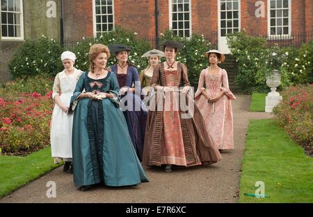 Belle Year : 2013 UK Director : Amma Asante Miranda Richardson, Penelope Wilton, Sarah Gadon , Emily Watson, Gugu Mbatha-Raw Stock Photo