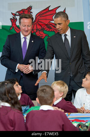 Nato Summit in Wales with President Barack Obama an Prime Minister David Cameron visiting a primary school in Newport Stock Photo