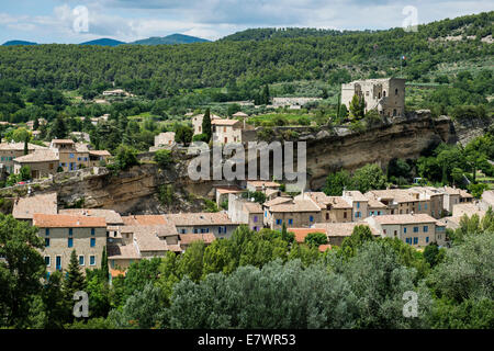 Townscape, Mollans-sur-Ouvèze, Drôme, Rhône-Alpes, Provence, France Stock Photo