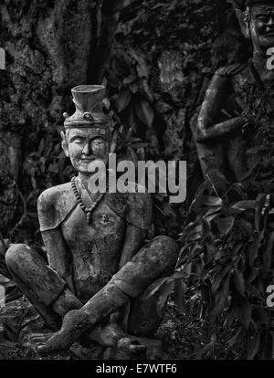 View of the statue of the sacred deities in the courtyard of a Buddhist monastery. Stock Photo