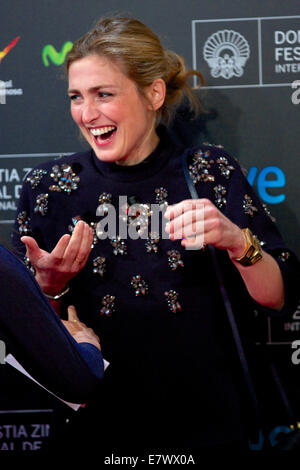 Julie Gayet attending the 'La voz en off' premiere at the 62nd San Sebastian International Film Festival on September 23, 2014/picture alliance Stock Photo