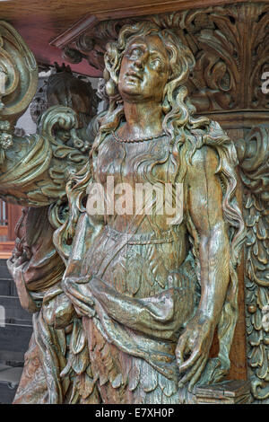 Statue of Saint Mary Magdalen on facade of Santa Maria Maddalena Church ...