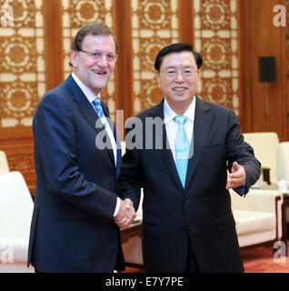 Beijing, China. 26th Sep, 2014. Zhang Dejiang (R), chairman of the Standing Committee of China's National People's Congress, meets with Spanish Prime Minister Mariano Rajoy in Beijing, capital of China, Sept. 26, 2014. © Zhang Duo/Xinhua/Alamy Live News Stock Photo