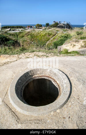 German Second World War Two Tobruk / Ringstand at the Pointe du Hoc cliff overlooking the English Channel, Normandy, France Stock Photo