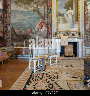 Woodstock, Oxfordshire, UK, Friday 26th September 2014 Preview of Ai Weiwei at Blenheim Palace, Blenheim Art Foundation's inaugural exhibition, opening to the public on 1st October 2014 Marble Chair in 2nd State Room © Nikreates/Alamy Stock Photo