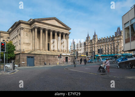 St Georges Hall (left) and North Western Halls, Liverpool, Merseyside, England UK Stock Photo