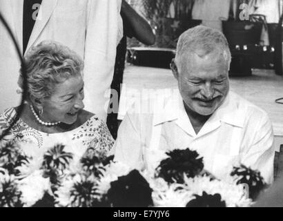 La Havana, Cuba. 6th Feb, 1956. World-renowned writer ERNEST HEMINGWAY born on 21st July 1899 in Oak Park, a suburb of Chicago. At the age of 17 Hemingway published his first literary work. Winner of the Nobel Prize for Literature. He died in 1961, aged 61, of self inflicted gun shot wound. PICTURED: Hemingway in garden with wife MARY WELSH HEMINGWAY. © Jesse A. Fernandez/KEYSTONE Pictures/ZUMAPRESS.com/Alamy Live News Stock Photo