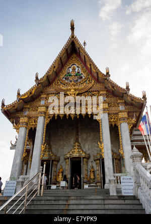 Thailand, Bangkok, Wat Hua Lamphong, Buddhist Candle Making Ritual ...