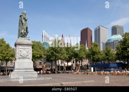 Contrasts of old and new buildings seen from the Plein Square The Hague, Netherlands Stock Photo