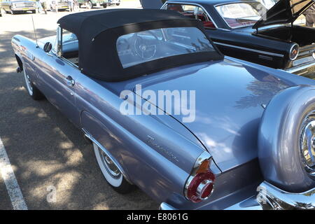 Newport Beach, Sydney, Australia. 27th Sep, 2014. Classic cars on display at Sydney's Newport Beach. Here a classic Ford Thunderbird. Credit:  martin berry/Alamy Live News Stock Photo