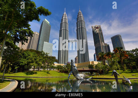 Petronas Twin Towers at KLCC in Kuala Lumpur, Malaysia Stock Photo