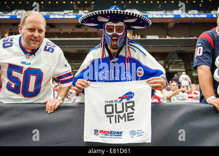 Houston, Texas, USA. 28th Sep, 2014. Buffalo Bills fan prior to an NFL game between the Houston Texans and the Buffalo Bills at NRG Stadium in Houston, TX on September 28th, 2014. Credit:  Trask Smith/ZUMA Wire/Alamy Live News Stock Photo