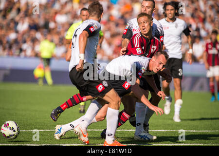 Cesena, Italy. 28th Sep, 2014. Keisuke Honda (Milan) Football/Soccer : Italian 'Serie A' match between Cesena 1-1 AC Milan at Stadio Dino Manuzzi in Cesena, Italy . Credit:  Maurizio Borsari/AFLO/Alamy Live News Stock Photo