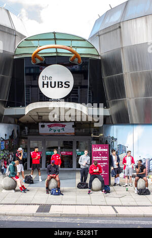 Students outside the Hubs student union building at Sheffield Hallam University in Sheffield city centre, South Yorkshire UK Stock Photo