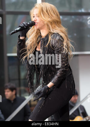 Shakira performing live on the 'Today' show as part of NBC's Toyota Concert Series  Featuring: Shakira Where: New York City, New York, United States When: 26 Mar 2014 Stock Photo